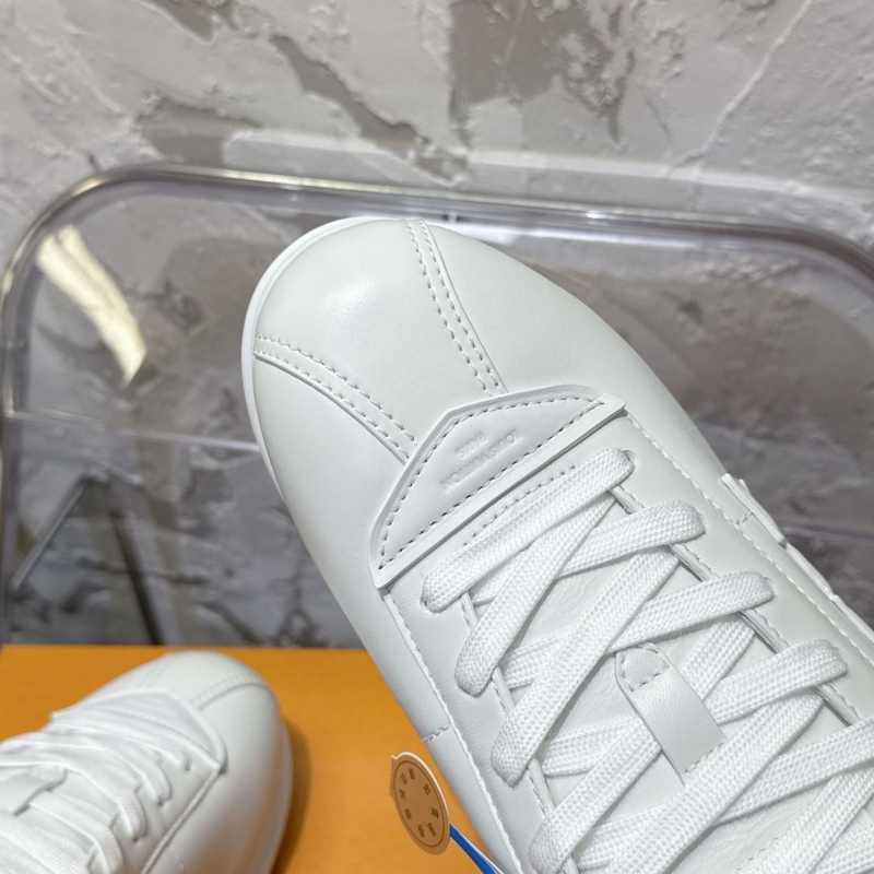 l0vis Vvtt0n trainer sneaker